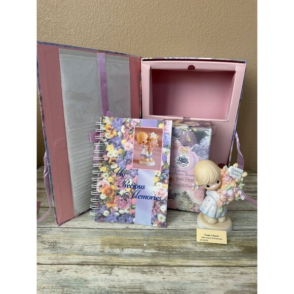 Precious Moments Thanks A Bunch C0020 2000 Club Symbol w Box & Case - Picture 15 of 16